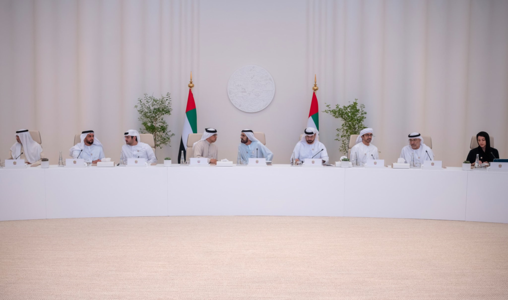 برئاسة محمد بن راشد.. مجلس الوزراء يطلع على حصيلة الجهود الوطنية في مجال الاستدامة ويعتمد حزمة من القرارات لدعم القطاع البيئي