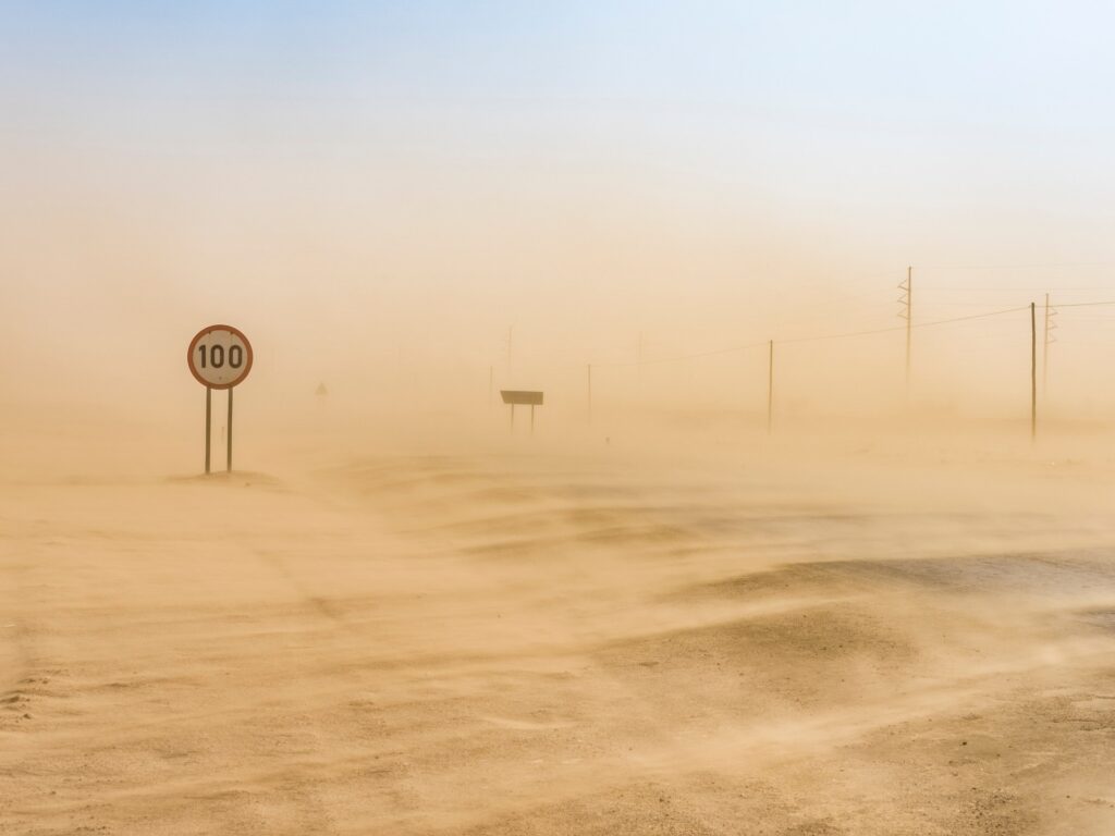 خبراء: العواصف الرملية أصبحت أكثر شدة بسبب البشر