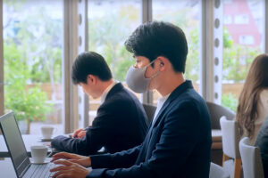 برايفسي تالك.. قناع وجه للحفاظ على الخصوصية