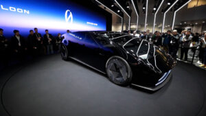 هوندا تكشف عن سيارتين نموذجيتين كهربائيتين