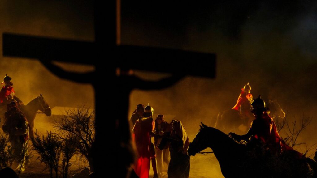 فيديو. شاهد: احتفالات خاصة بيوم الجمعة العظيمة في الإكوادور