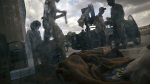 ميليشيات مسلحة وصراع للسيطرة على منفذ “رأس جدير”.. ماذا يحدث على الحدود التونسية الليبية؟