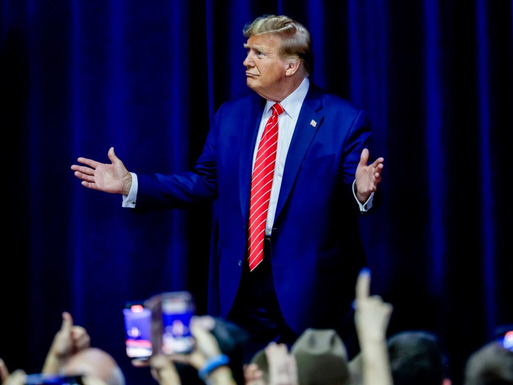 ترامب: تهديداتي أسلوب تفاوض أجبر دول الناتو على الدفع