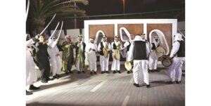 بالفيديو.. فريق الدعم الطلابي في البحرين أقام احتفالاً بمناسبة الأعياد