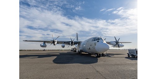 إقلاع الطائرة الـ 49 من الجسر الجوي الكويتي لإغاثة غزة بحمولة 10 أطنان من المساعدات الغذائية