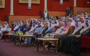 سلطان القاسمي يشهد افتتاح الدورة 33 من أيام الشارقة المسرحية