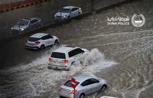 ماذا تفعل إذا تعرضت سيارتك للأضرار نتيجة الأحوال الجوية في دبي؟