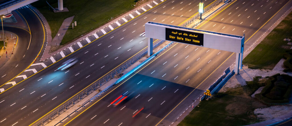 تحويل الحركة المرورية على شارع الشيخ محمد بن زايد من جسر ستي سنتر مردف إلى شارع طرابلس