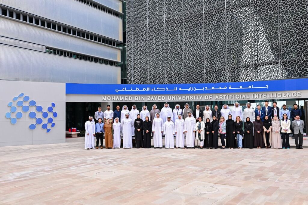 جامعة محمد بن زايد للذكاء الاصطناعي تطلق برنامجاً تنفيذياً