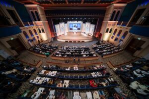 7 متسابقين في اليوم الخامس يخطفون الأضواء في مسابقة دبي الدولية للقرآن الكريم