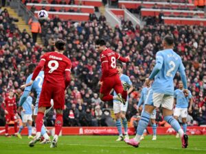 أفضل 10 دوريات في العالم