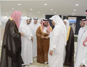 محافظ محايل يفتتح جامع أم المؤمنين