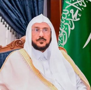 آل الشيخ يوجه بإقامة صلاة الجمعة بـ 94 مسجداً مسانداً للجوامع الرسمية بمكة