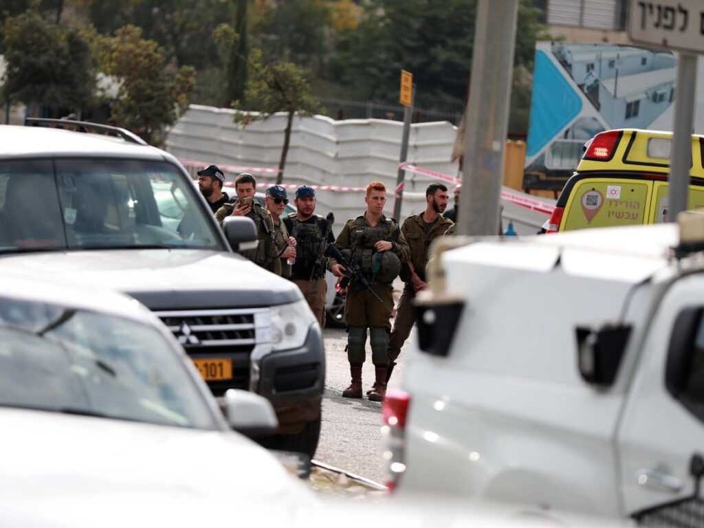 إصابة جندي إسرائيلي في عملية طعن جنوبي نابلس