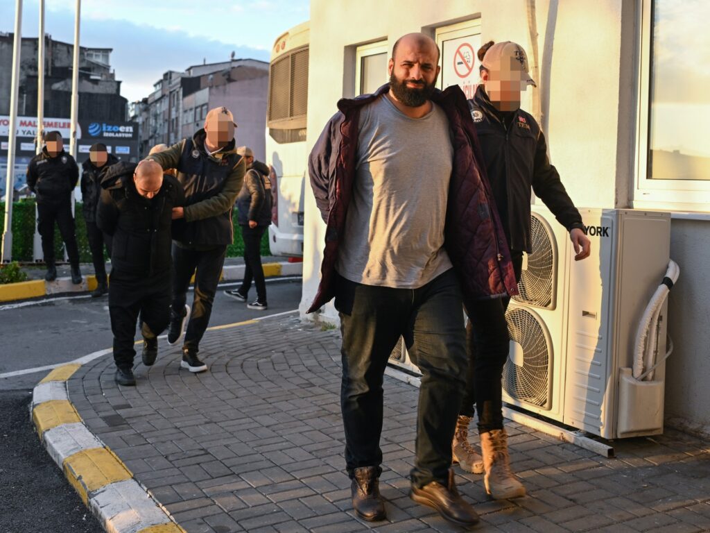 توقيف 7 عملاء للموساد في تركيا