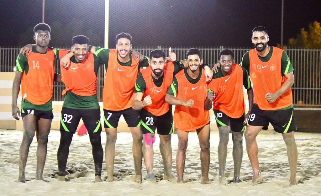 أخضر الشاطئية يتغلب على جنوب أفريقيا ويتأهل لنصف نهائي بطولة كوسافا