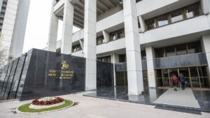 البنك المركزي التركي يرفع بشكل مفاجئ الفائدة إلى 50%