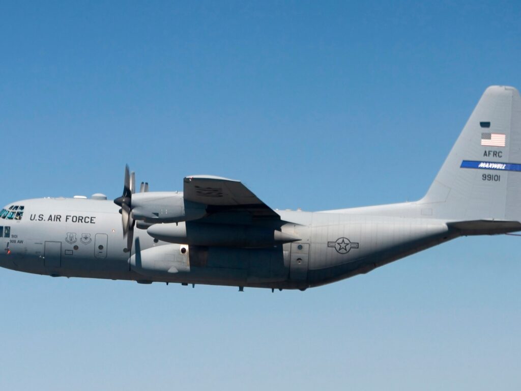 موقع روسي: أسلحة الليزر قادمة فمن يبدأ باستخدامها أولا؟