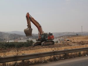 الطرق الالتفافية أخطر إجراءات الاستيطان التهويدية بالضفة الغربية