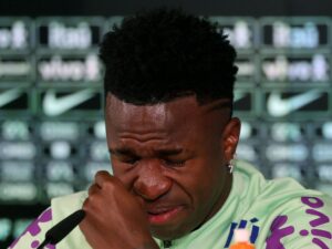 فينيسيوس باكيا: الإساءات العنصرية في إسبانيا سلبتني متعة اللعب