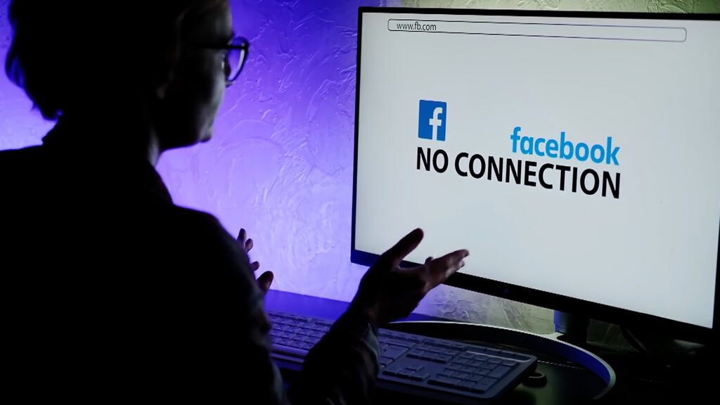 بين سعادة ماسك وقلق النشطاء.. عطل لساعتين يكبد فيسبوك 100 مليون دولار