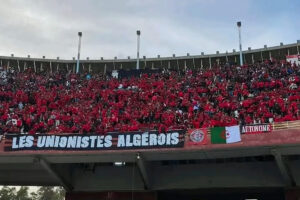 “أزمة القميص” ألغت قمة اتحاد الجزائر ونهضة بركان في نصف نهائي الكونفدرالية الأفريقية