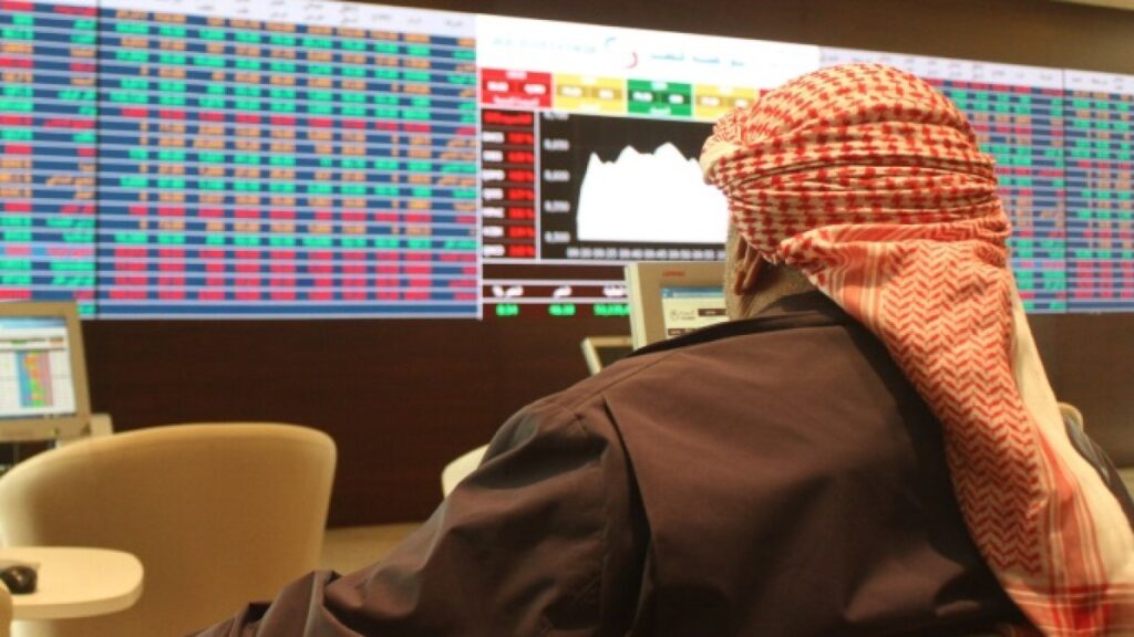 قبيل العيد.. البورصة القطرية تحقق مكاسب والكويتية تواصل النزيف