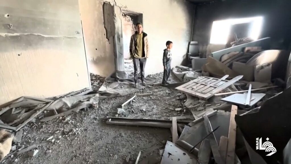 فيديو. دمار كبير خلفته الغارات الجوية الإسرائيلية على دير البلح