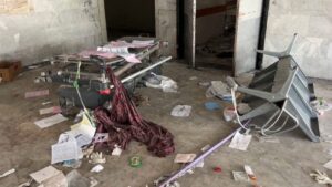 فيديو. بعد خروج القوات الإسرائيلية من المدينة.. الفلسطينيون يعودون إلى منازلهم المدمرة في خان يونس