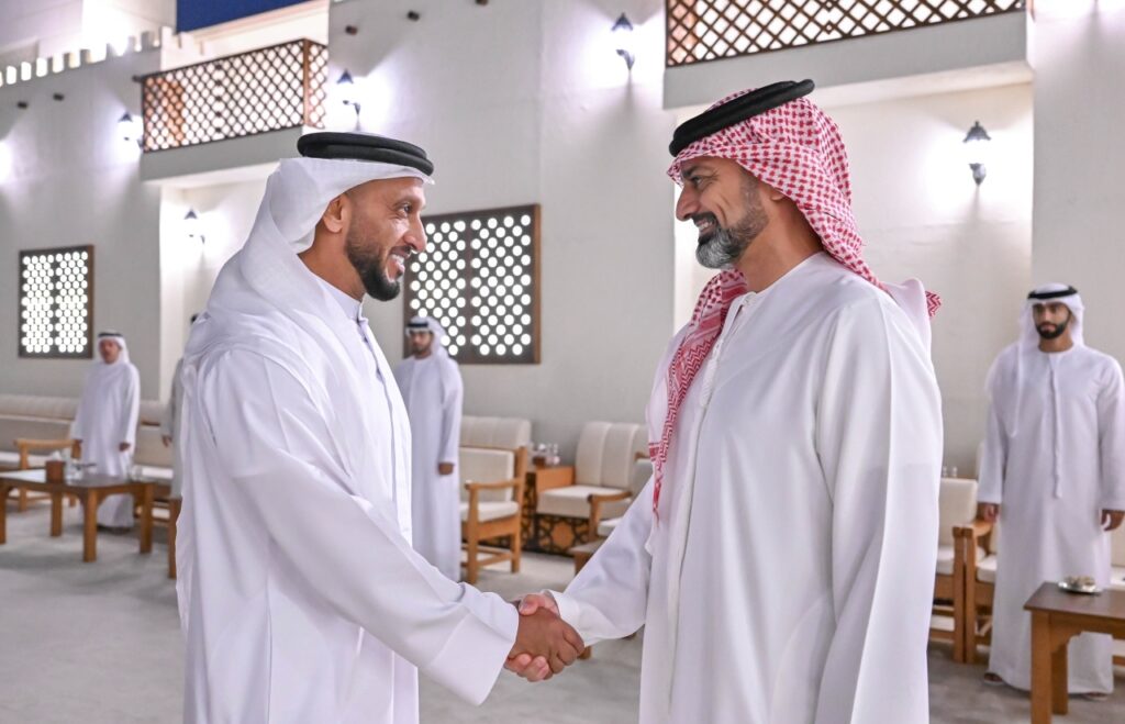 عمار النعيمي يواصل استقبال المهنئين بالشهر الفضيل