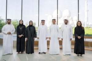 خالد بن زايد يشهد جلسة حوارية حول الإرث الإنساني لدولة الإمارات