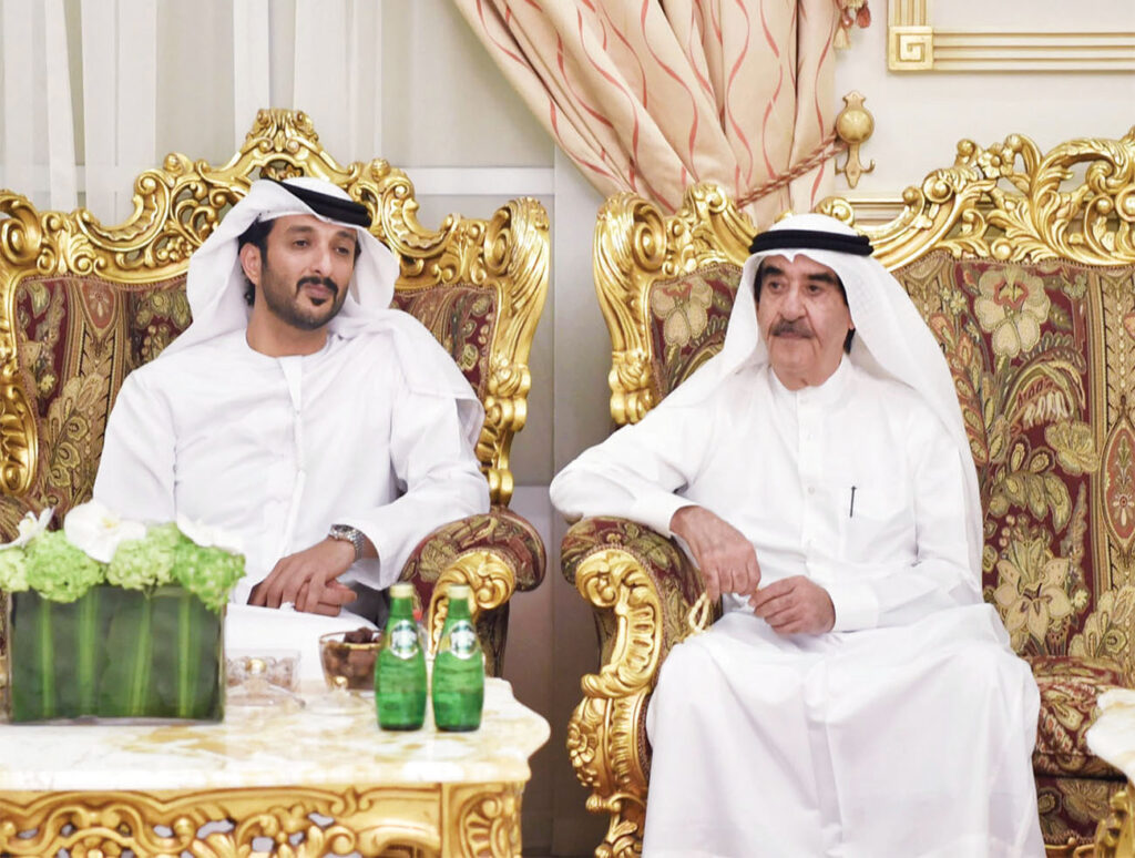 حاكم أم القيوين يزور مجلس أبناء المرحوم خلفان الغفلي