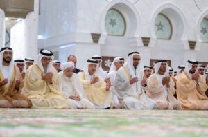 العيد فرصة لتعزيز قيم التواصل والتراحم والتآلف