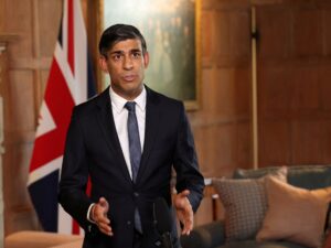 لماذا أثار قرار سوناك إجراء انتخابات بريطانيا صيفا الجدل؟