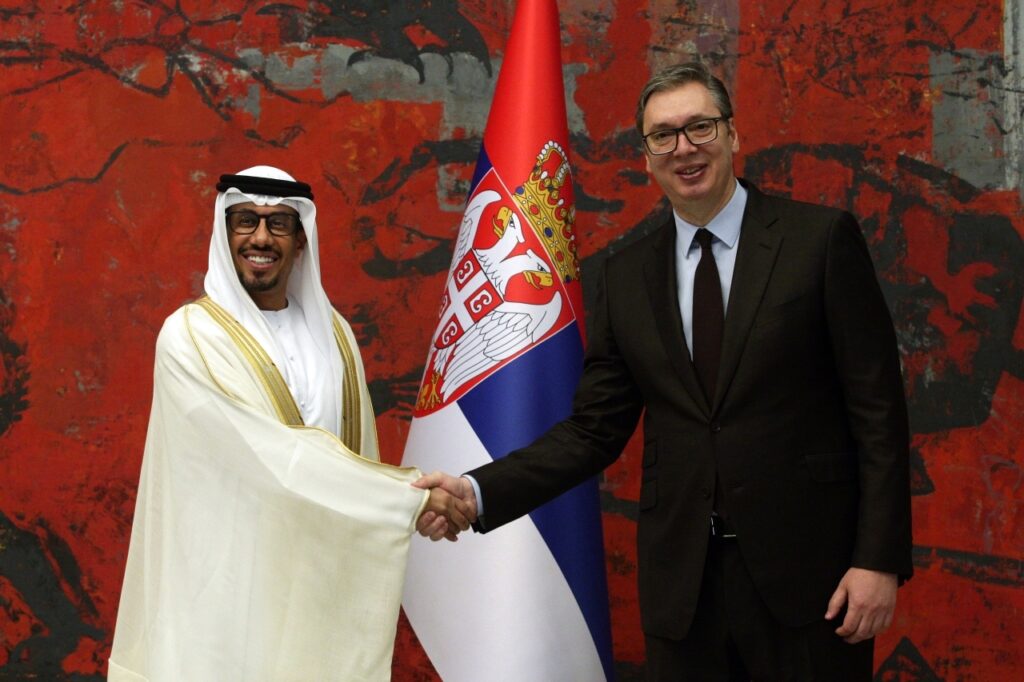 سفير الإمارات يقدم أوراق اعتماده إلى رئيس صربيا