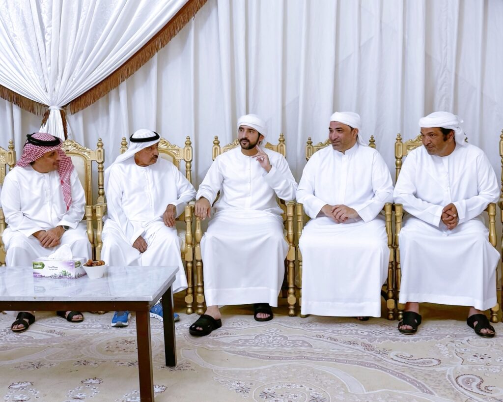 حمدان بن محمد يقدم واجب العزاء في وفاة محمد بن غانم المري