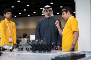 القيادة الرشيدة حريصة على تأهيل الكفاءات الوطنية للمنافسة عالمياً