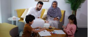 مؤسسة دبي لرعاية النساء والأطفال تطلق برنامج “الأسرة الإيجابية” لتعزيز التفاعل والتواصل الأسري