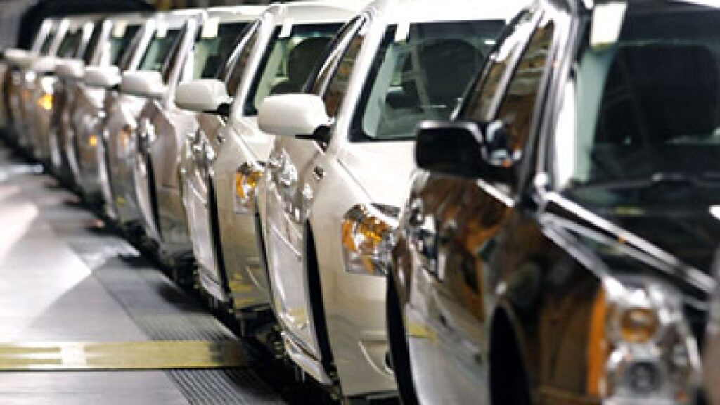 السيارات الكهربائية تغزو شوارع الأردن.. ما مصير محطات الوقود؟