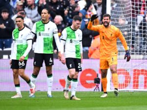 ليفربول يتعادل مع ويستهام ويخسر حظوظه عمليا في المنافسة على البريميرليغ