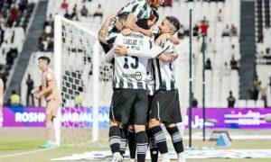 5 مهددون بالإيقاف في «كلاسيكو الجوهرة»