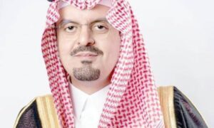 نائب أمير مكة يستقبل أمراء وعلماء ومديري الجهات الحكومية