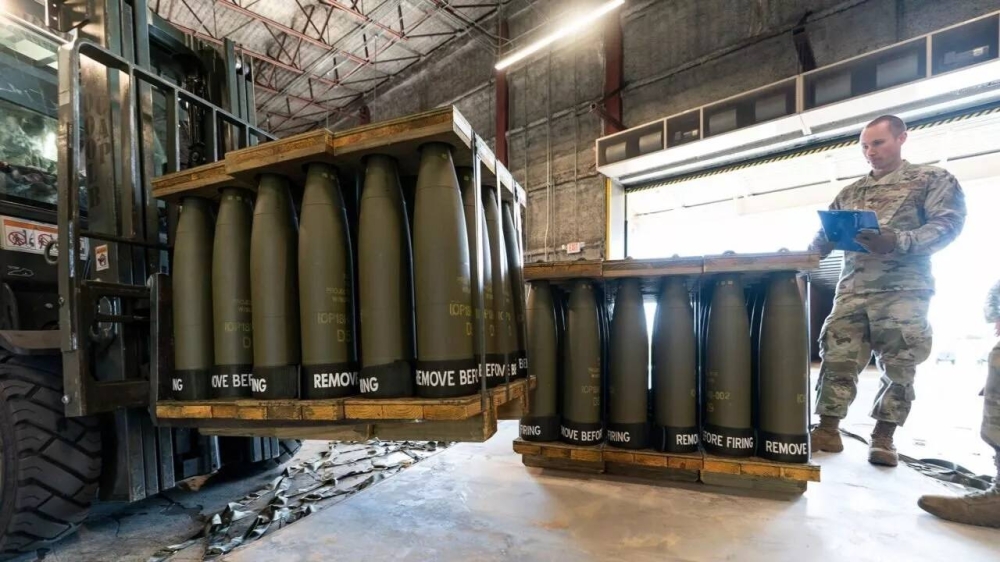 بايدن يدرس تقييد مبيعات السلاح لإسرائيل إذا اجتاحت رفح