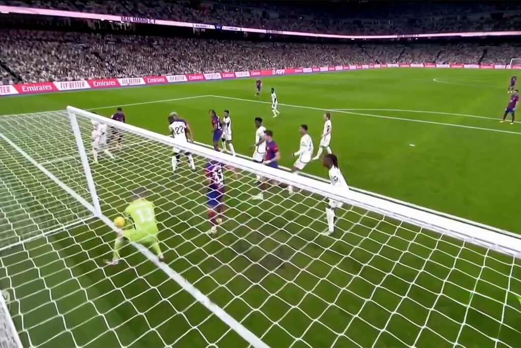 “ريال مدريد سرق الفوز من برشلونة”.. بيكيه يهاجم حكم الكلاسيكو