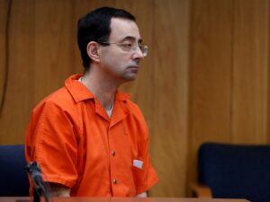 الحكومة الأميركية تدفع 139 مليون دولار للاعبات الجمباز ضحايا اعتداء طبيب المنتخب