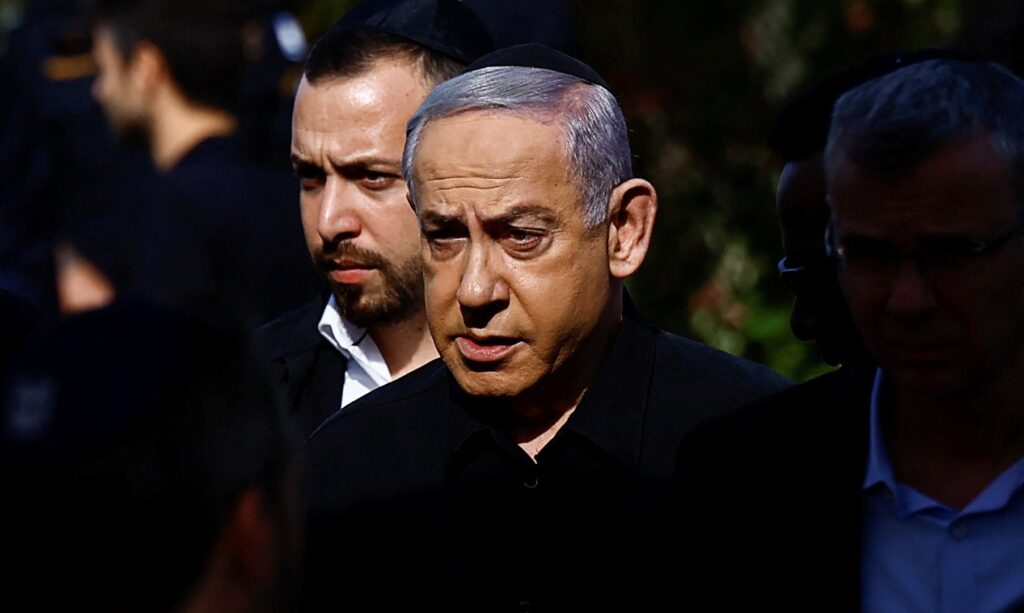 غارديان: نتنياهو يريد حظر قناة الجزيرة لإخفاء أهوال غزة