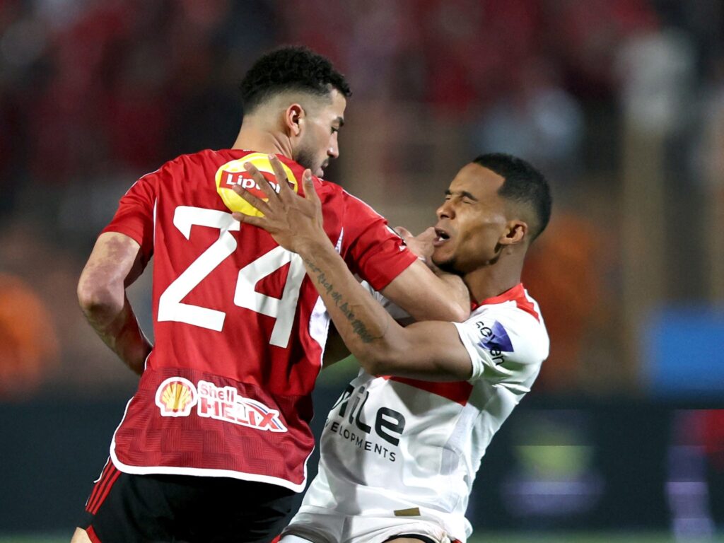 الزمالك يتعرض لـ3 عقوبات “لسحب وإخفاء الكرات” خلال مواجهة الأهلي بالدوري المصري
