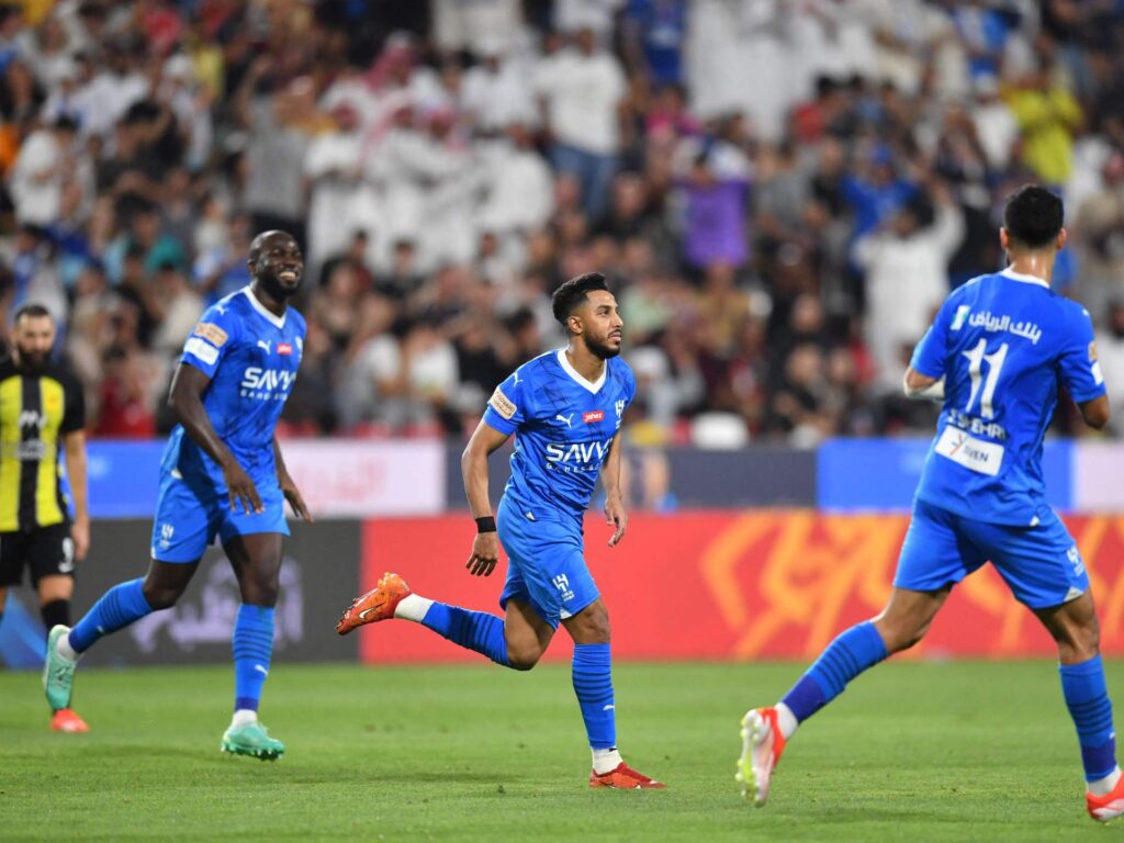شاهد.. الهلال يكتسح الاتحاد ويتوج بلقب السوبر السعودي للمرة الرابعة في تاريخه