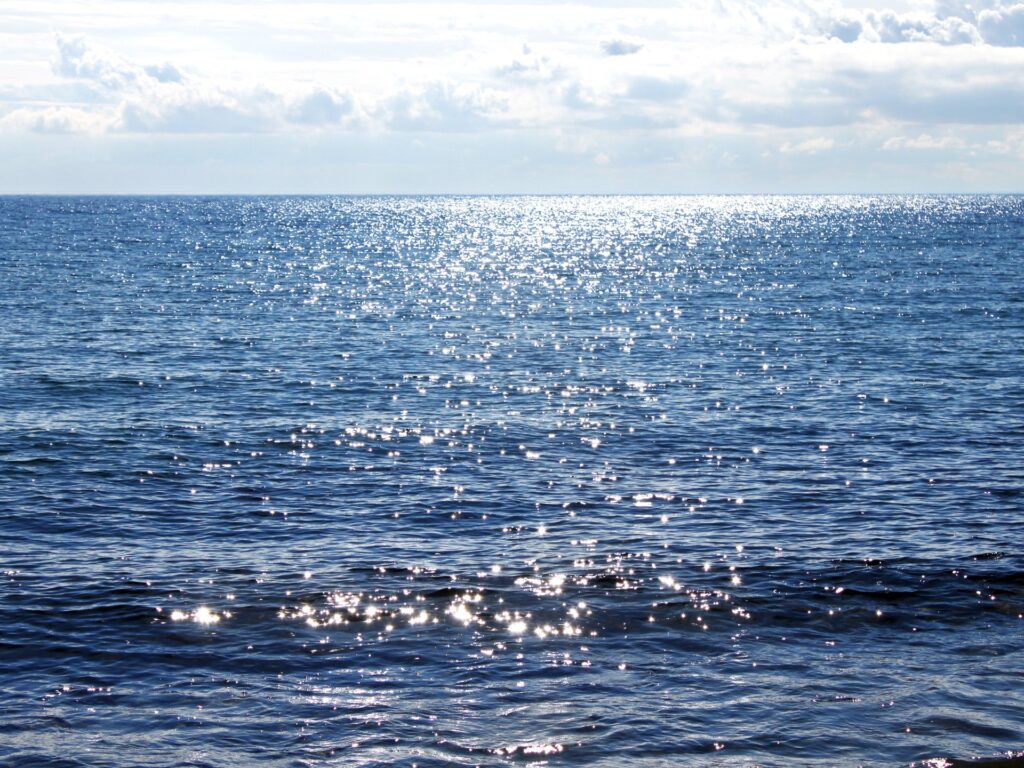 علماء صينيون يطورون مادة لتحلية المياه وتنقيتها