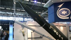 بسبب حرب غزة.. فرنسا تمنع الشركات الإسرائيلية من المشاركة في معرض يوروستوري للأسلحة